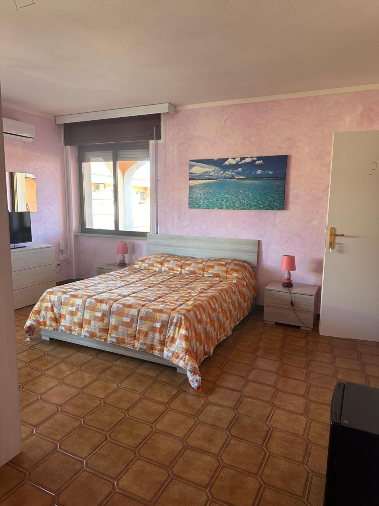 B&B My Home Al Centro Di Olbia Extérieur photo